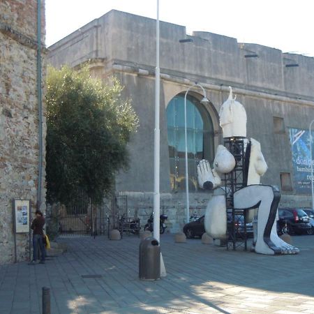 Una Porta Sul Porto Antico ジェノヴァ エクステリア 写真